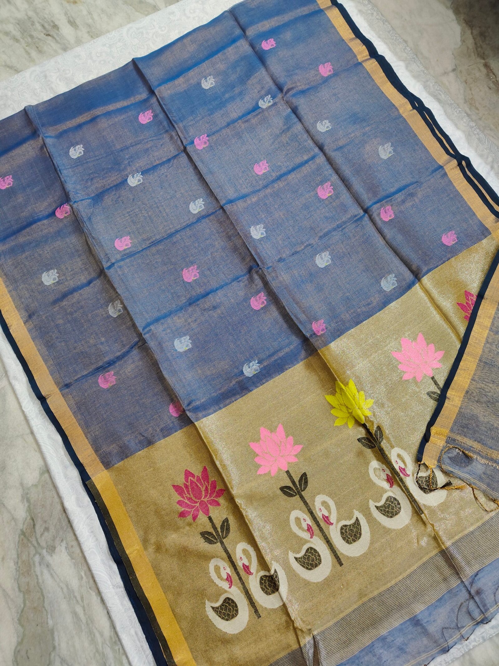 oplus_34 Tissue Lenin Handwoven Jamdani Saree with Paithani Pallu (TLPJ13) - Image 1