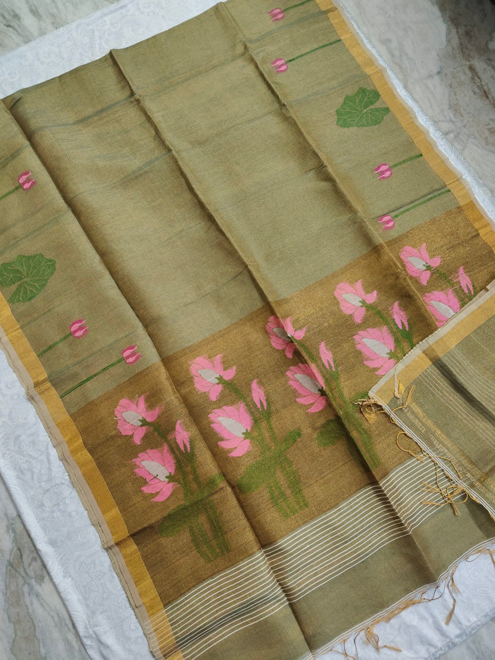 oplus_34 Tissue Lenin Handwoven Jamdani Saree with Paithani Pallu (TLPJ19) - Image 1